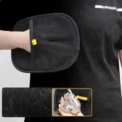 Revolutionary Pet Grooming Gloves - Effortlessly Remove Dog & Cat Hair from Furniture & Clothing!